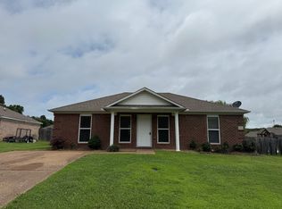 127 London Cv, Medina, TN 38355
