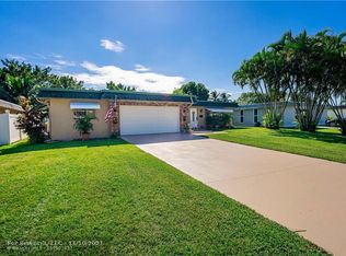 7102 NW 63rd St, Tamarac, FL 33321