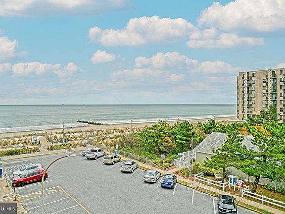 2nd image of 527 N Boardwalk Unit 420
