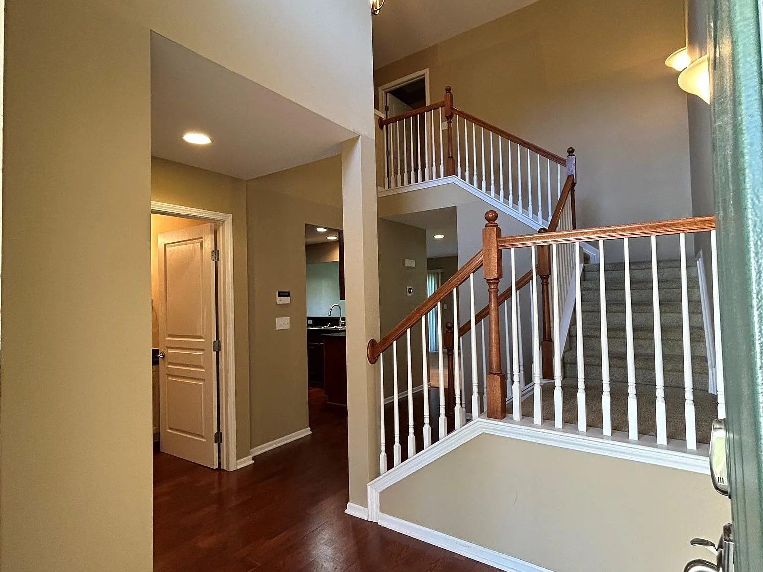 3 bed, 2.5 bath, 1603 sqft, $2,500 — Photo 3