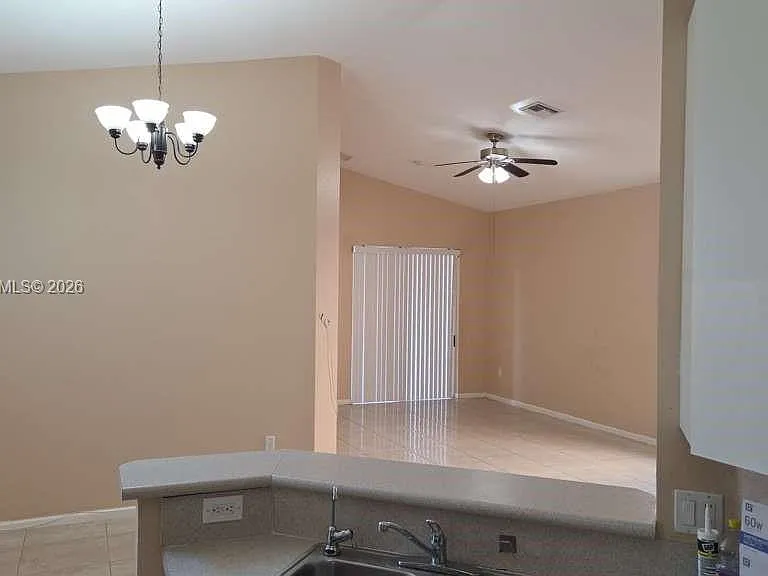 3766 NE 9th Ct — Photo 21