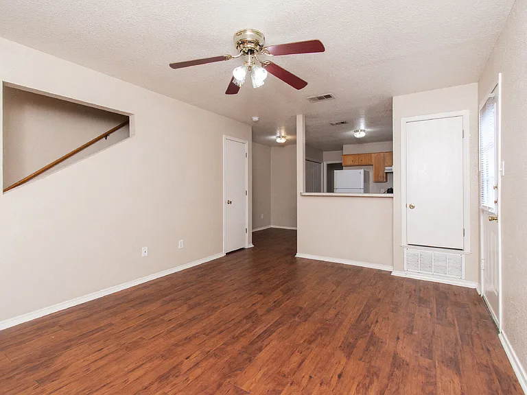 4408 Deek Dr #D — Photo 4