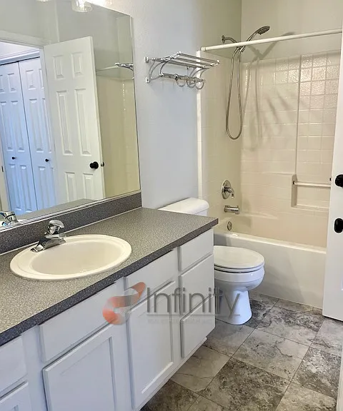 17716 SW Heatherwood Ln — Photo 11