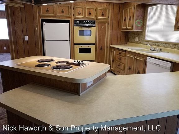 5th image of 831 Floral Ct