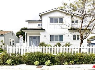 8373 Westlawn Ave, Los Angeles, CA 90045