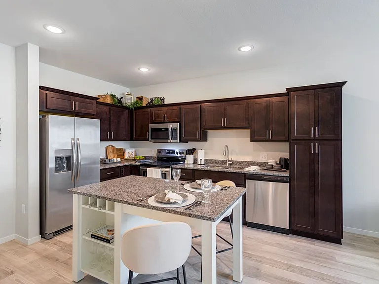 Anchor View Apartments — Photo 13
