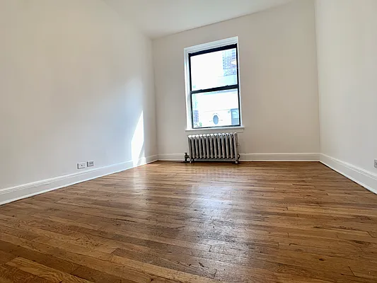 Rented by Building Equity Real Estate LLC | media 12