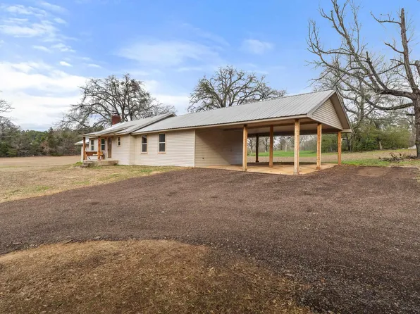 3897 County Road 3110, Atlanta, TX 75551