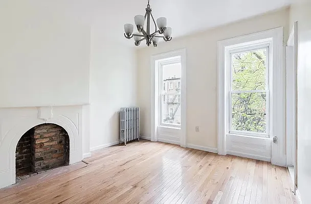 Rented by Compass | media 19