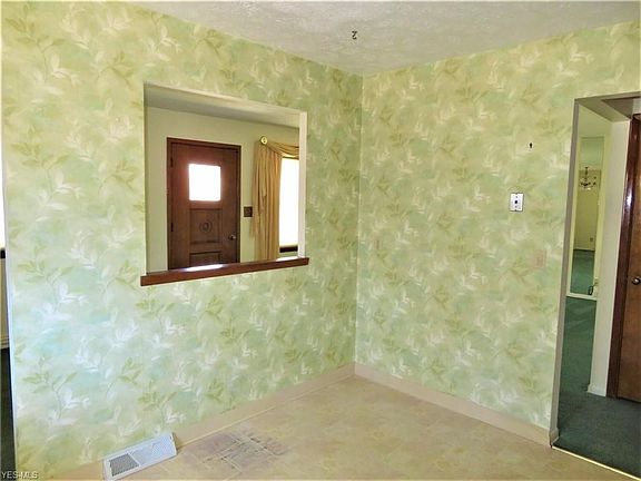 5th image of 29304 Ashwood Dr