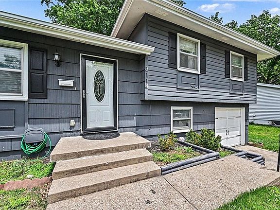 3rd image of 3114 NE 66th St