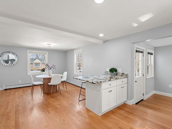 5th image of 6 Hillcrest Rd