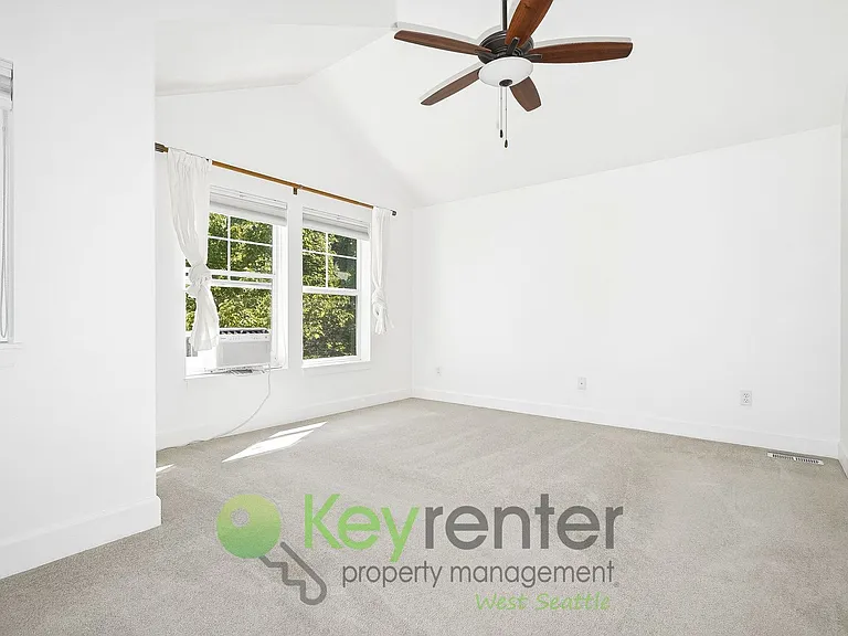 2634 SW Myrtle St — Photo 15