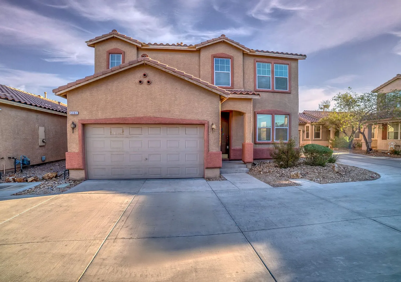 Move In Ready 3-Bedrooms 2-Baths 2-Car Garage Home! — Photo 1