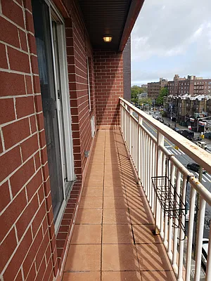 Sold by Maximillion Realty, Inc. | media 18