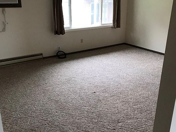 3rd image of 2060 Pasadena Dr APT 2
