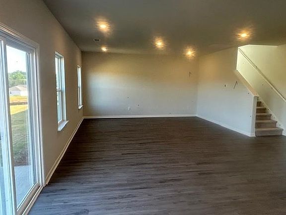 5th image of 177 Gumwood Cir