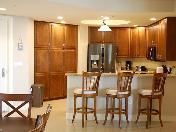 5th image of 5781 Cape Harbour Dr APT 1101