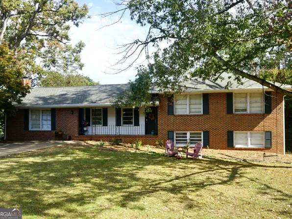 170 Brookwood Dr, Athens, GA 30605