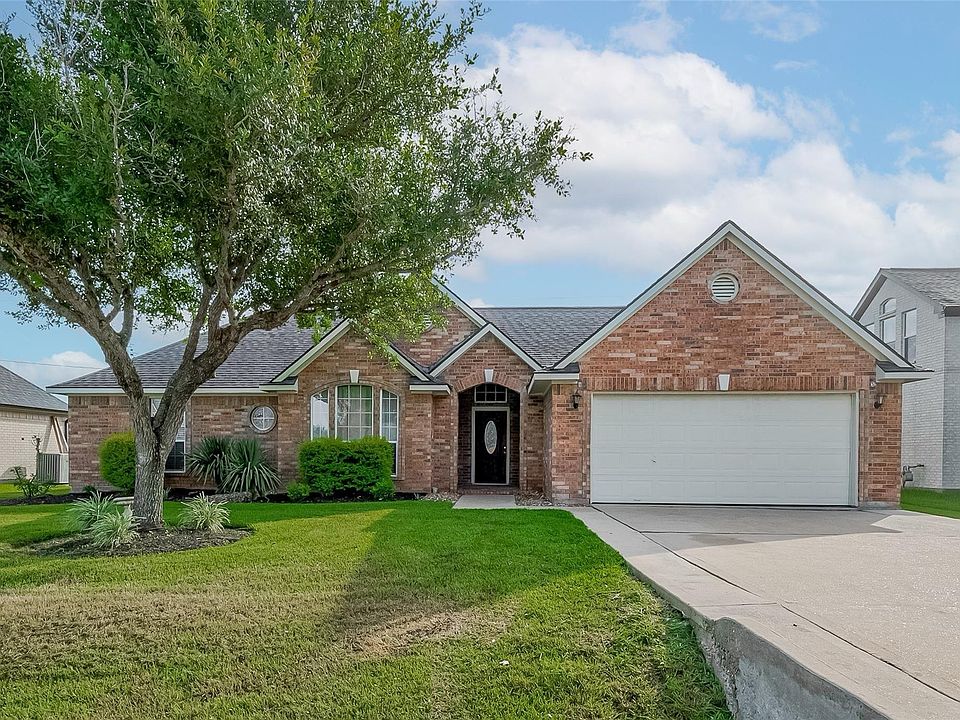 1st image of 9631 Highland Pointe Dr