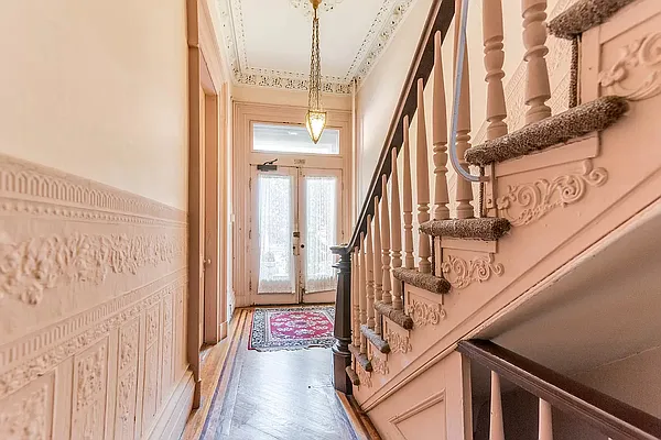 Rented by The Jasmin Group LLC | media 22