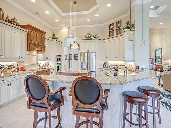 4th image of 11934 Hedgestone Ct