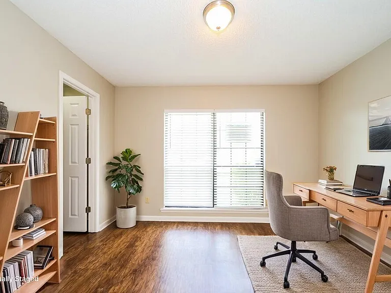 10871 Copper Creek Ct — Photo 14