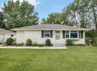 2853 116th Ave NW, Coon Rapids, MN 55433