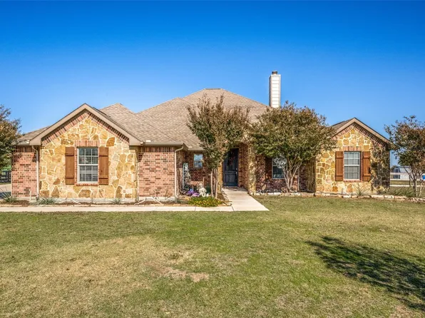 330 Montana Ct, Rhome, TX 76078