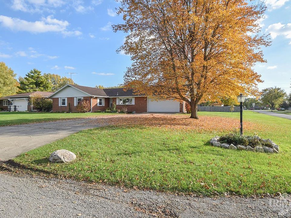 1st image of 3001 E Chesterfield Ln