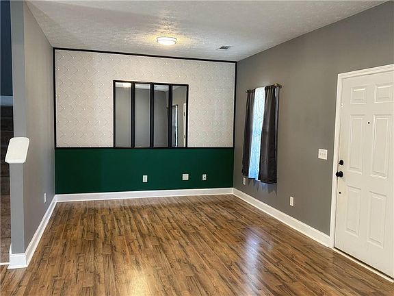 5th image of 2413 21st Ave