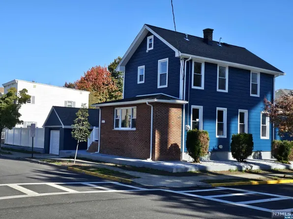 601 Madison St, Carlstadt, NJ 07072