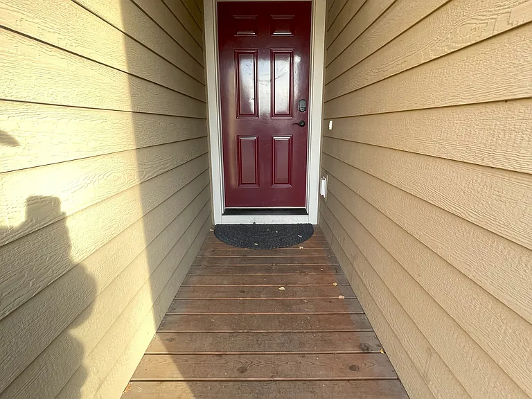 9115 Washburn St #B — Photo 3