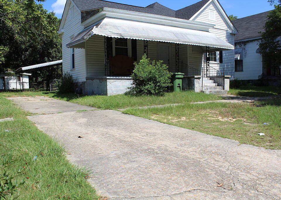 1st image of 1115 21st St