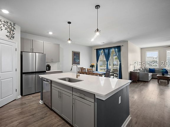 3rd image of 109 Sifted Grain Rd