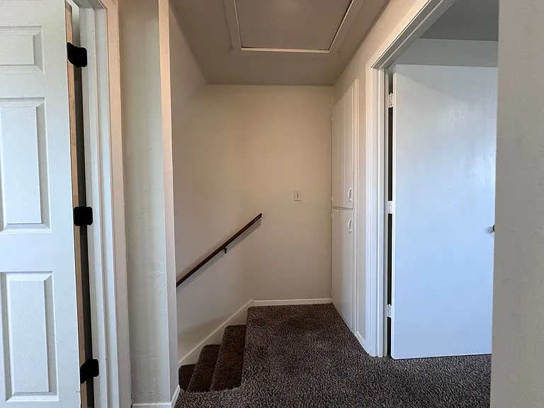 1186 Scheuring Rd — Photo 12