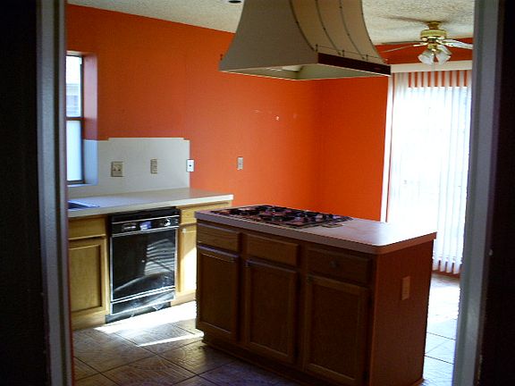4th image of 5518 Ginger Bell Dr