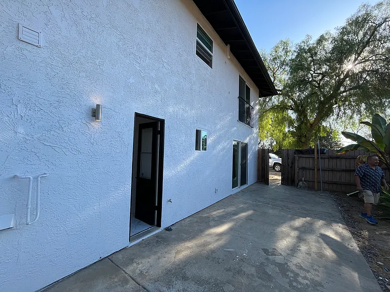 Silver Oak Ln — Photo 10