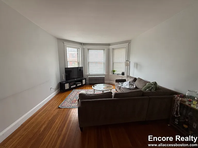 175 Harvard St #12A — Photo 5