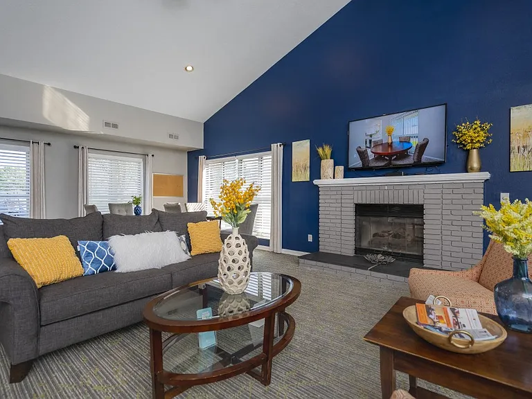 42566 Clinton Place Dr — Photo 16