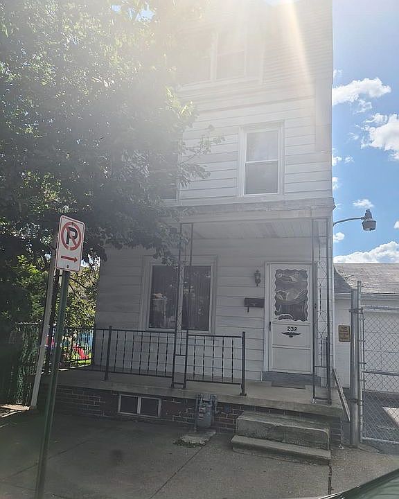 1st image of 230-232 N 2nd St