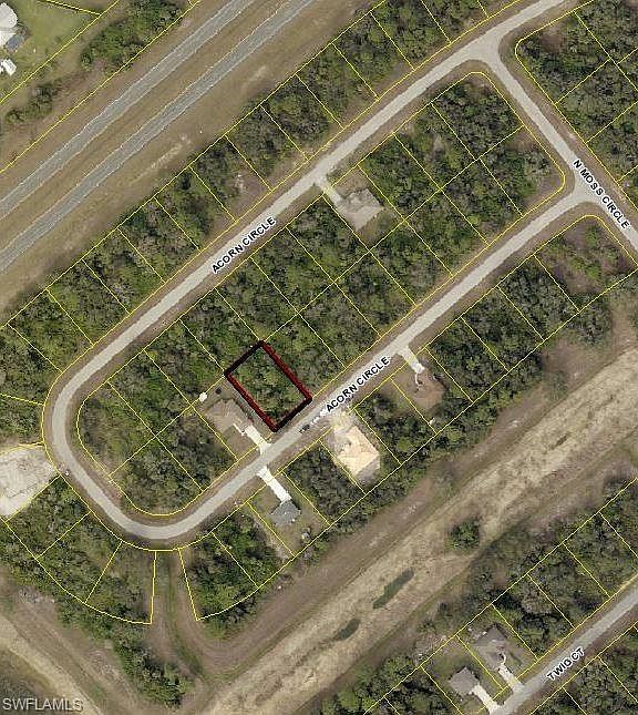 2nd image of 6030 Acorn Cir
