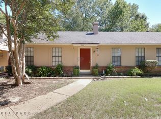 6860 Country Manor Dr #6860CM, Memphis, TN 38133