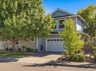 2522 Sam Dr, Santa Rosa, CA 95403