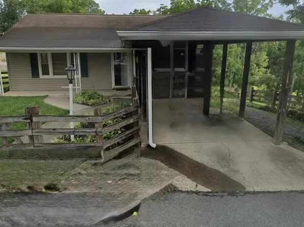 161 Chapel Rd, Crab Orchard, WV 25827