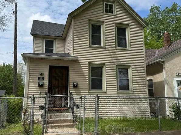 1215 Galtier St, Saint Paul, MN 55117