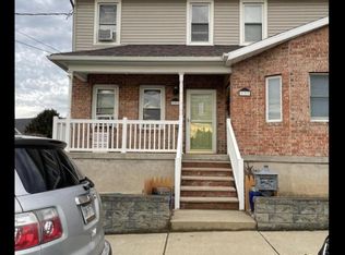131 Simpson St, Eynon, PA 18403