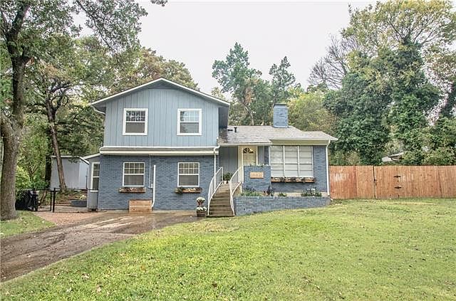 1st image of 1235 Lady Ln