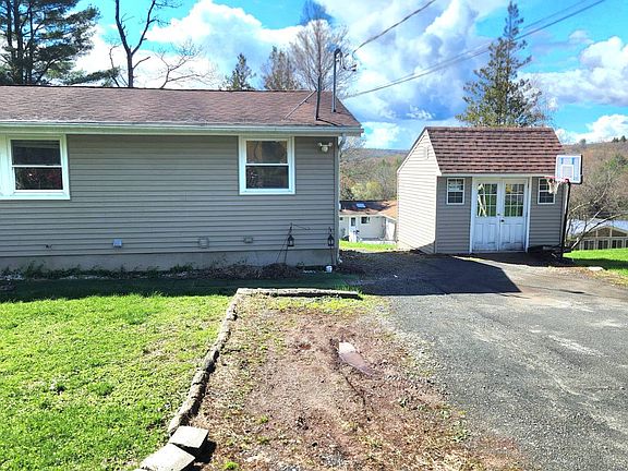 2nd image of 9 Shirley Rd