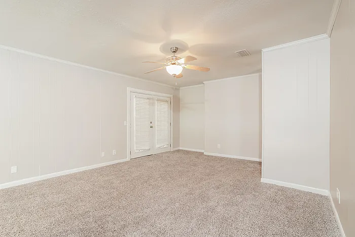 2389 Grace Ln — Photo 8